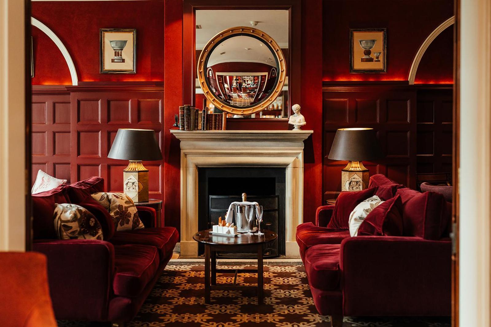Chewton Glen Hotel - An Iconic Luxury Hotel نيو ميلتون المظهر الخارجي الصورة