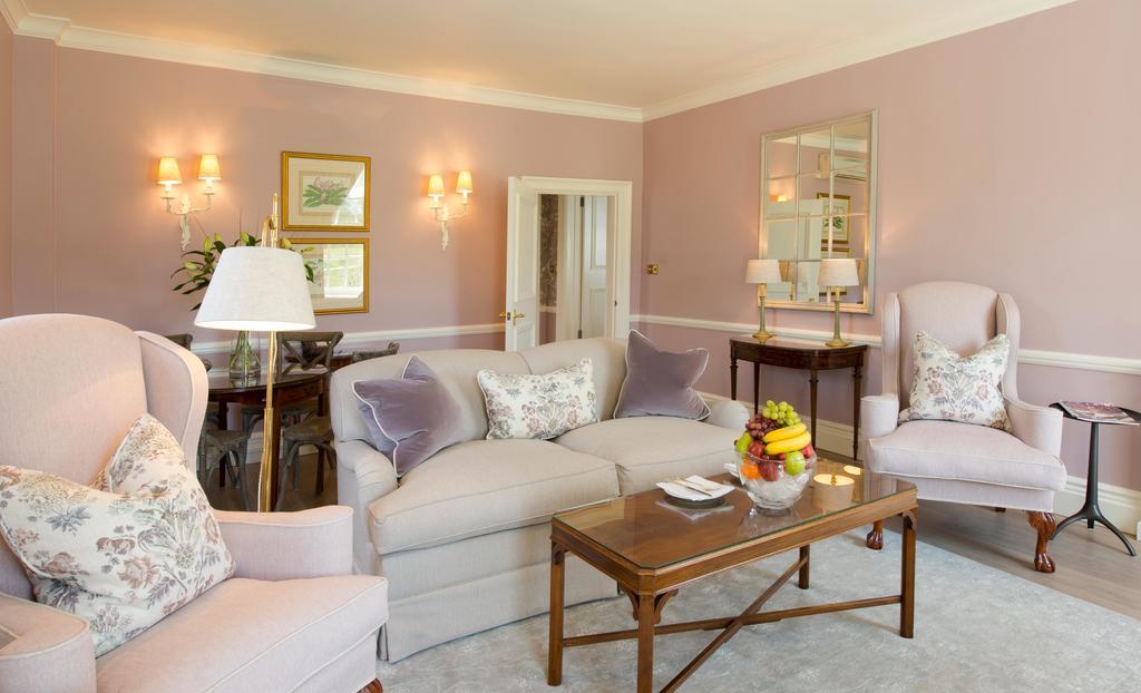 Chewton Glen Hotel - An Iconic Luxury Hotel نيو ميلتون المظهر الخارجي الصورة