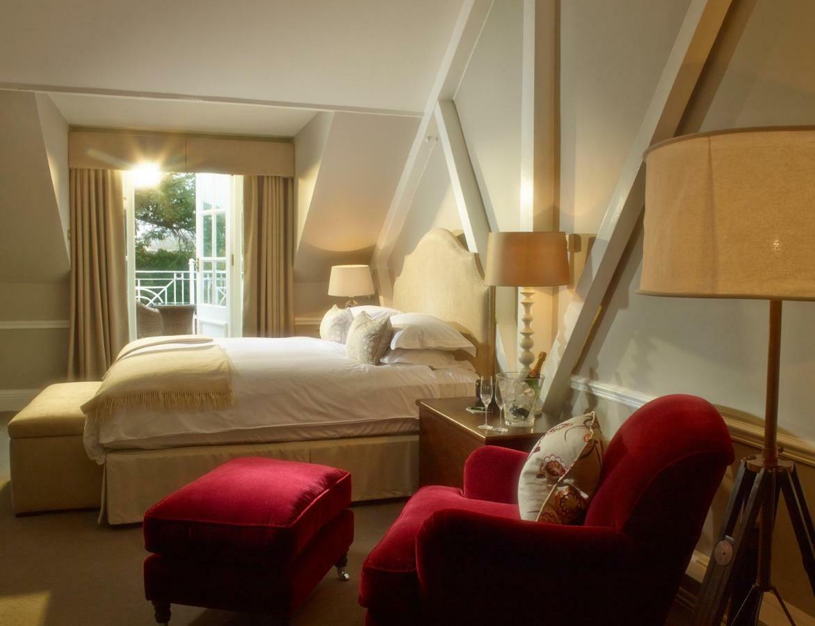 Chewton Glen Hotel - An Iconic Luxury Hotel نيو ميلتون المظهر الخارجي الصورة