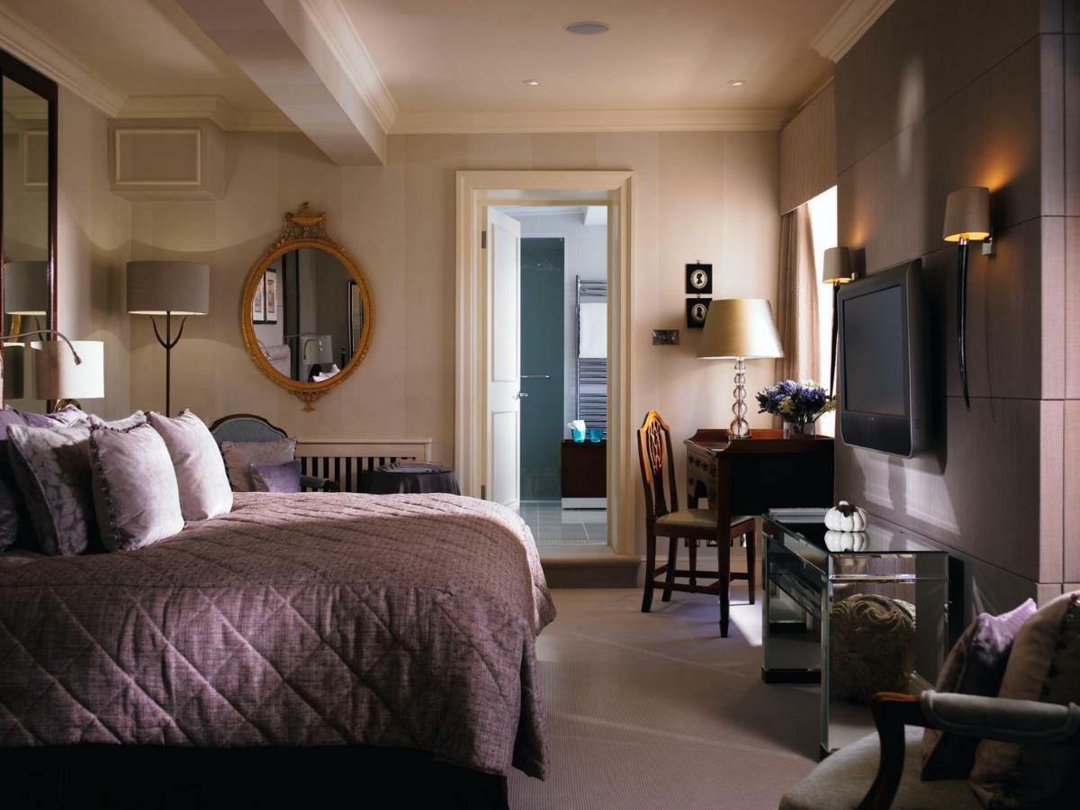 Chewton Glen Hotel - An Iconic Luxury Hotel نيو ميلتون المظهر الخارجي الصورة
