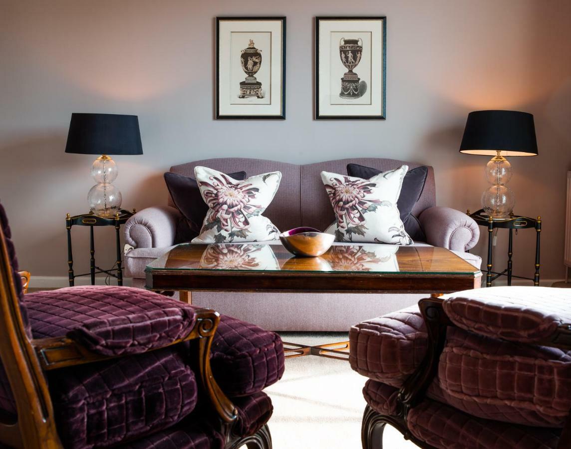 Chewton Glen Hotel - An Iconic Luxury Hotel نيو ميلتون المظهر الخارجي الصورة