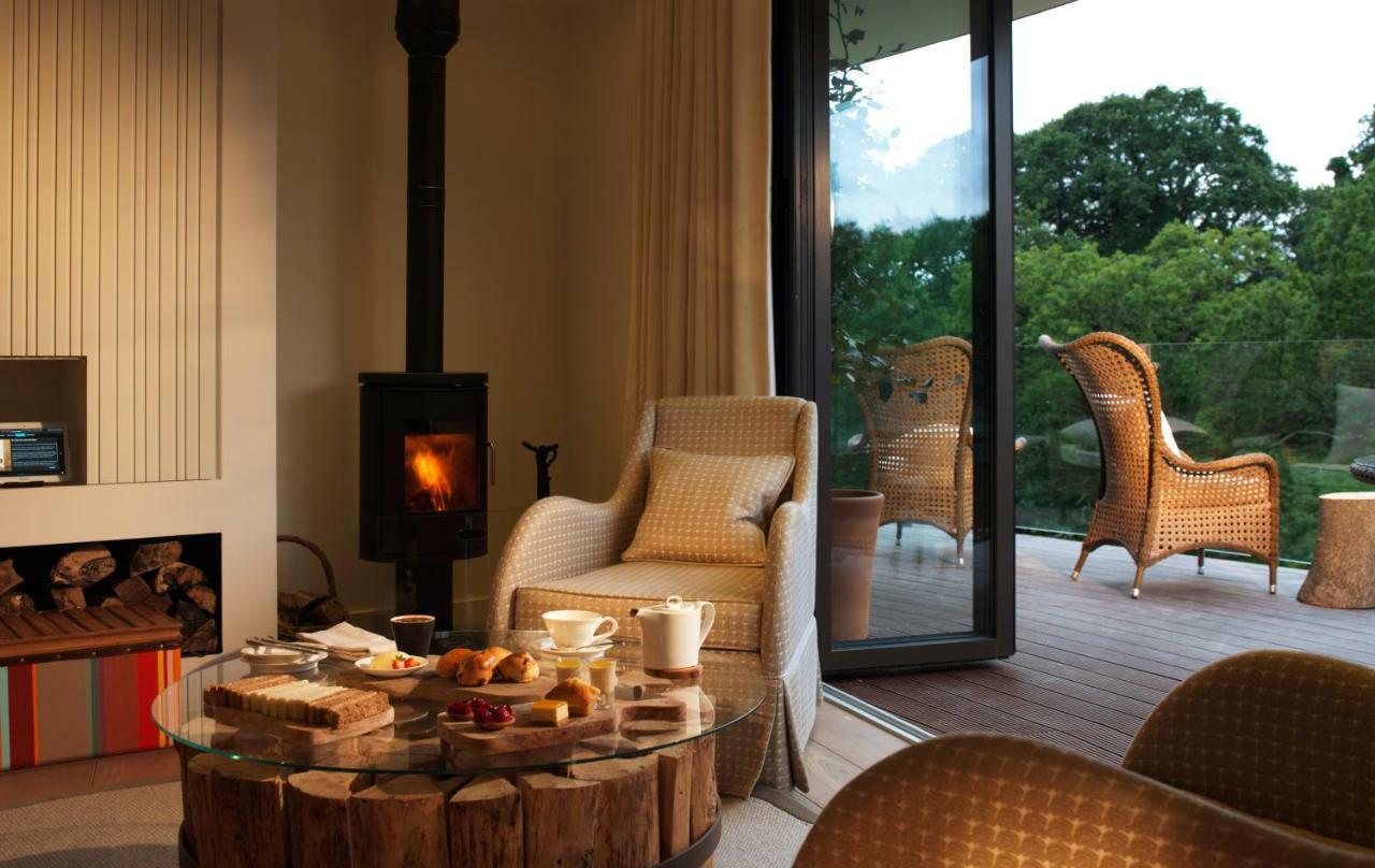 Chewton Glen Hotel - An Iconic Luxury Hotel نيو ميلتون المظهر الخارجي الصورة